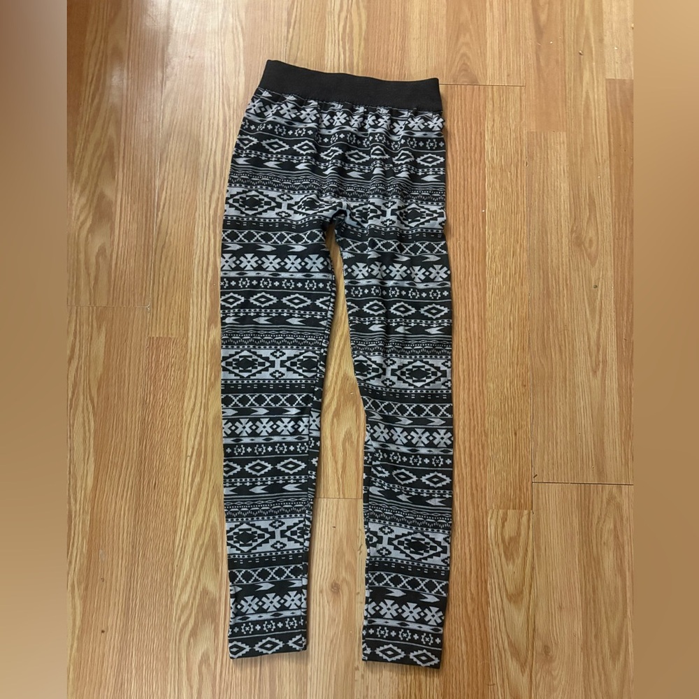 Patterned Black and Gray  Leggings